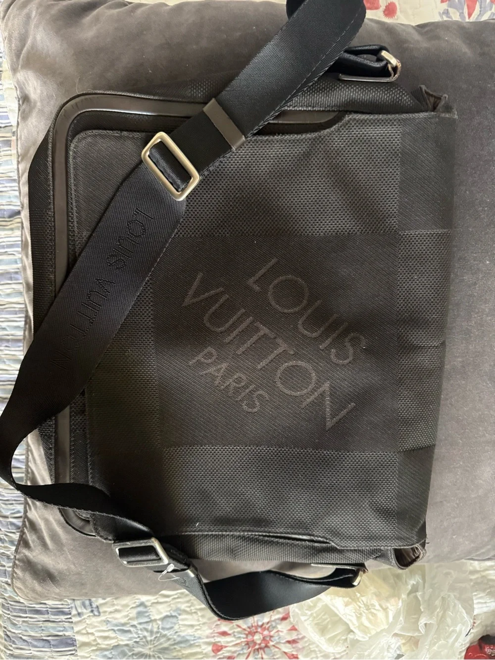 Louis Vuitton Black Canvas Laptop Messenger Shoulder Bag